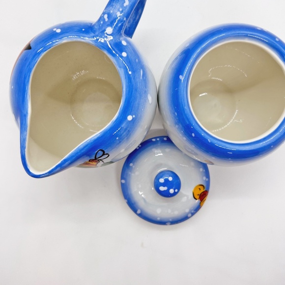 Handpainted winter cream and sugar set by The Bay - Picture 5 of 9